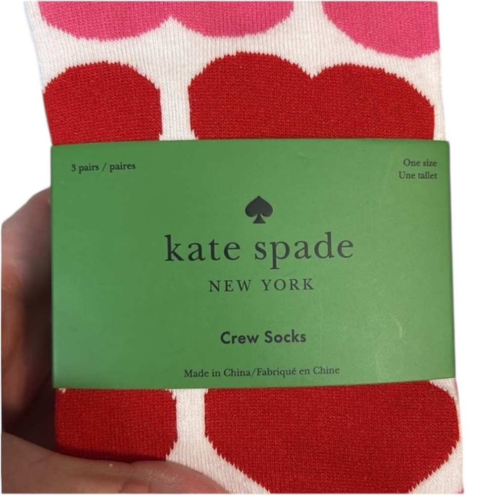 2 Pairs Kate Spade Red and Pink Heart Crew Socks - Picture 3 of 8